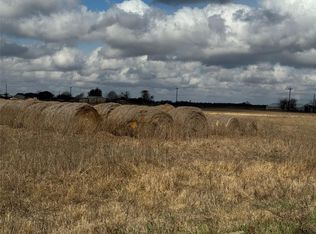 1050 County Road 201, Weimar, TX 78962