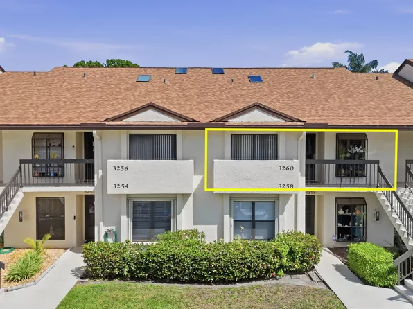 3260 Perimeter Drive, Greenacres, FL 33467