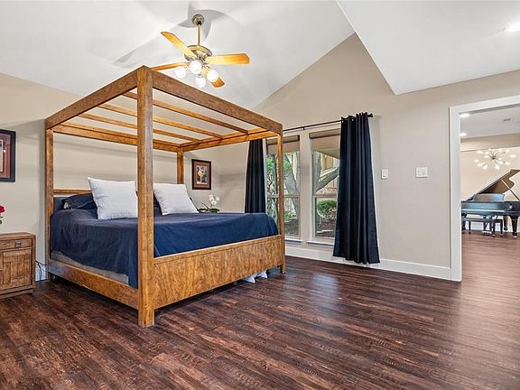 4th image of 3720 Candelaria Dr