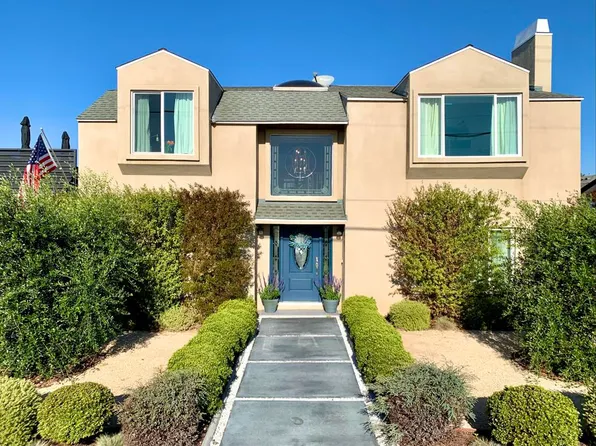 2481 Irvine Ave #1, Costa Mesa, CA 92627