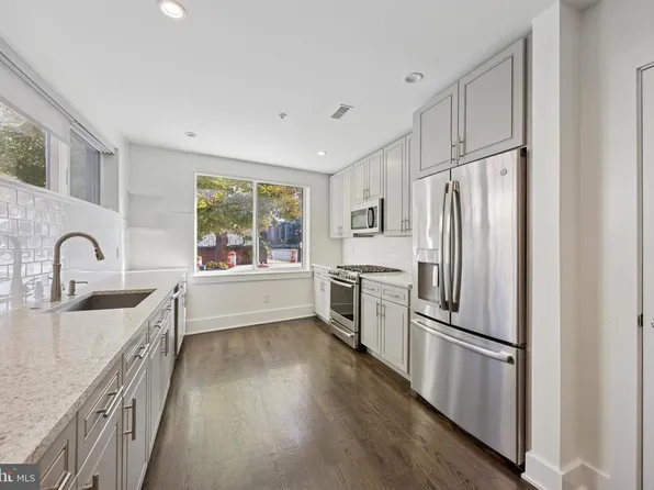 1022-24 S 2nd St #7, Philadelphia, PA 19147