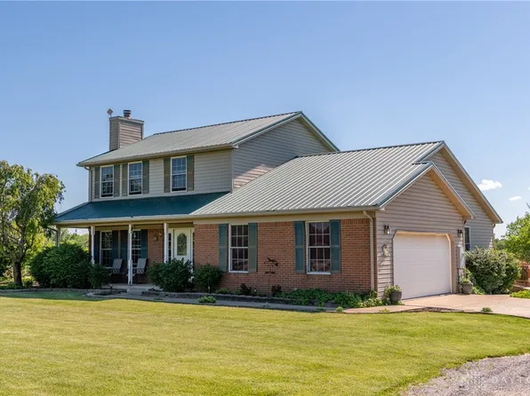 565 Friday Rd, West Manchester, OH 45382