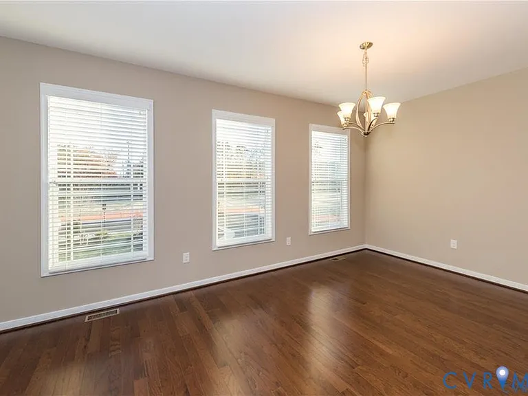 11443 Hayloft Ln — Photo 3