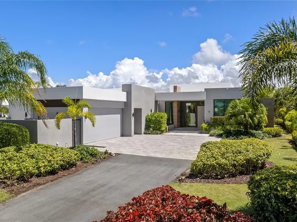 13 Salt Ln, Dorado, PR 00646