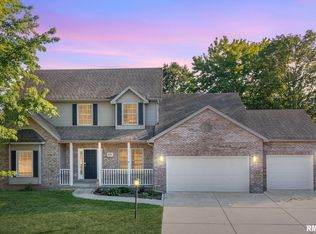 2306 W Murphy Dr, Dunlap, IL 61525