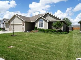 4117 SW Misty Harbor Ave, Topeka, KS 66610