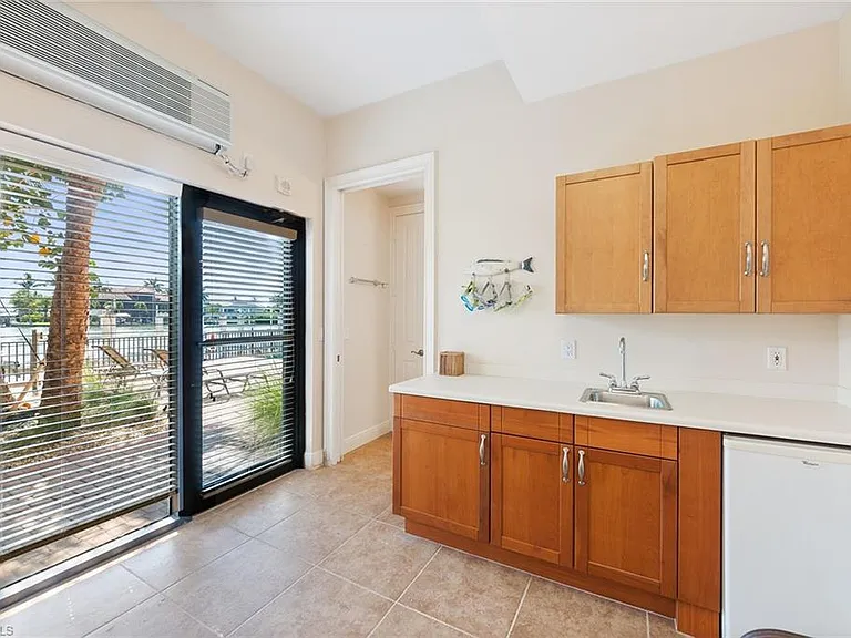 10620 Gulf Shore Dr #602 — Photo 17