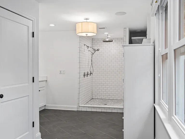 51 Stocker Dr — Photo 36