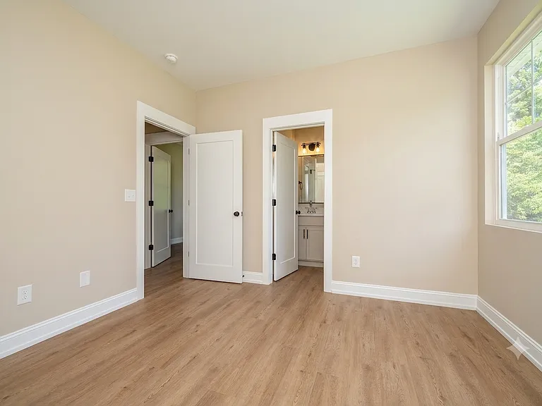 107 Elcon Dr #B — Photo 16