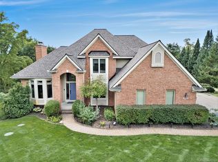 2485 Scenic Meadows Ct, Ortonville, MI