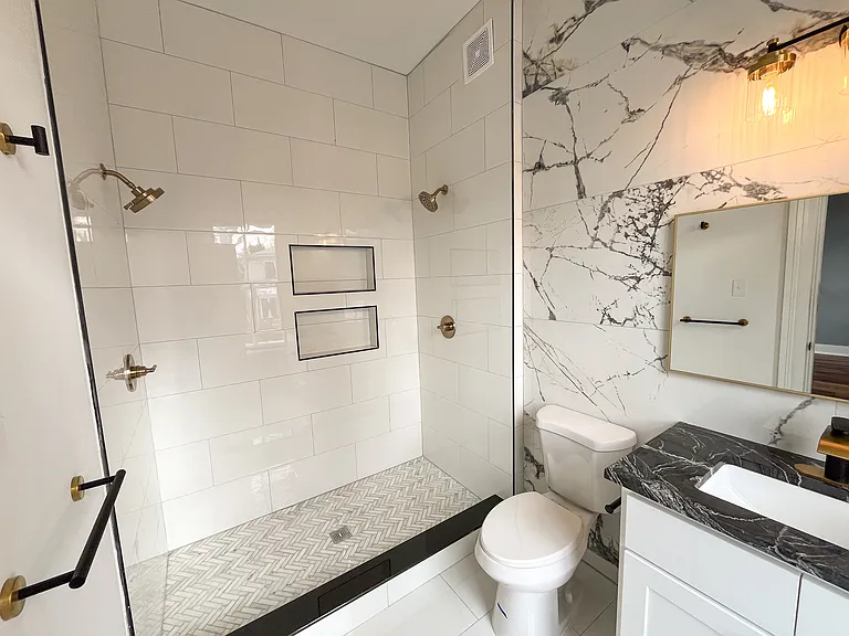 309 Hinton St — Photo 8