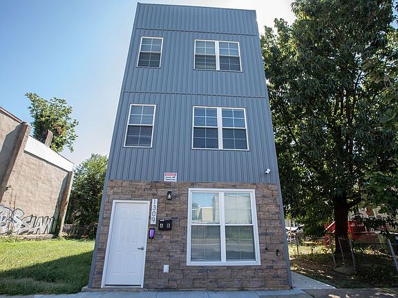 4th image of 1309 E Biddle St #B