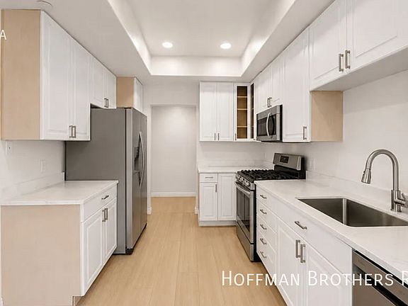2nd image of 9836 Vidor Dr APT 102