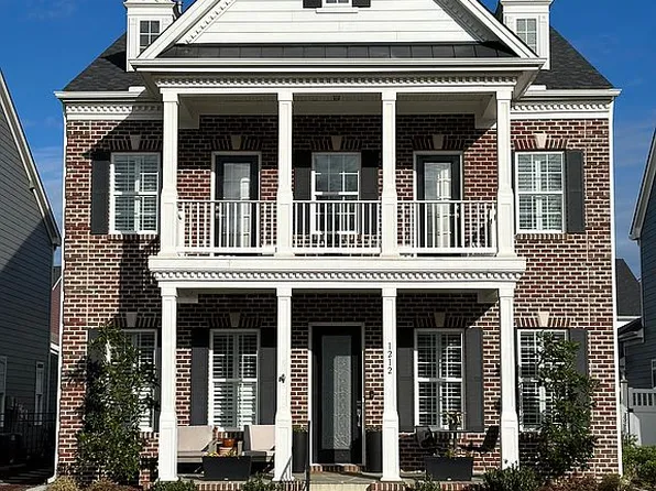 1212 Lowland St, Apex, NC 27523