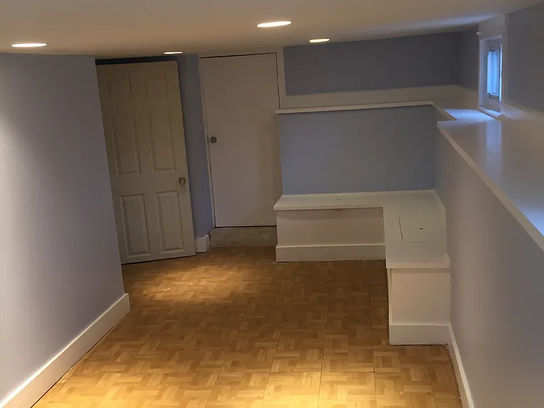 45 Henry Ave — Photo 7