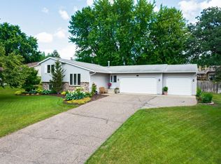 4704 Mackubin St, Shoreview, MN 55126