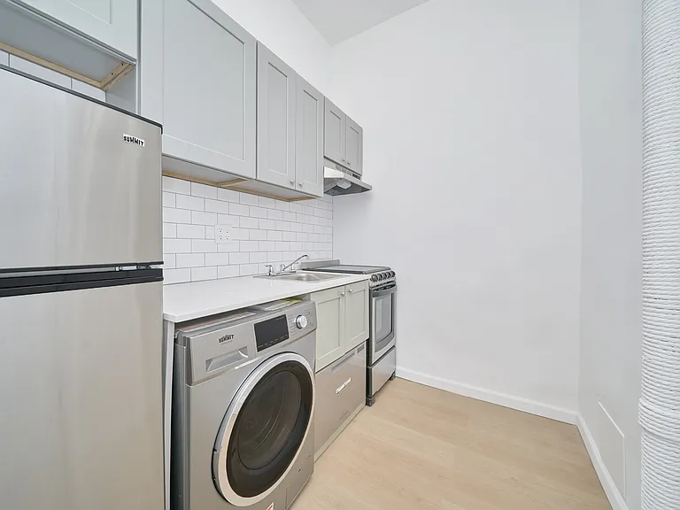 153 Norfolk St #1D — Photo 5