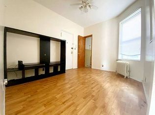 541 McDonald Ave APT 1F, Brooklyn, NY 11218