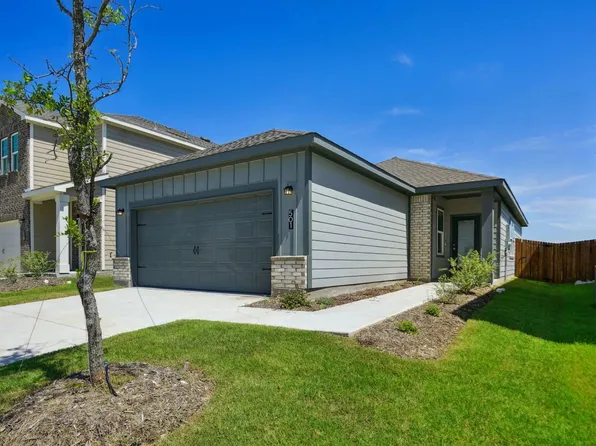 5720 Roadhouse Dr, Forney, TX 75126