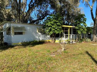 1252 County Road 461, Lake Panasoffkee, FL 33538