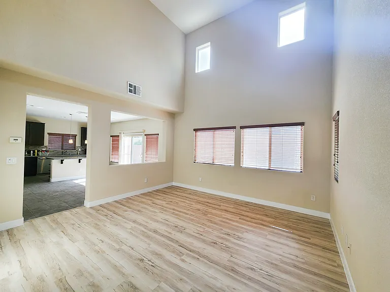 10551 Snow Lake St — Photo 21