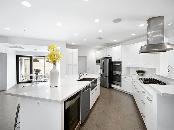 2nd image of 3504 N Kachina Ln