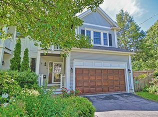 31 Beecher Pl UNIT 31, Newton Center, MA 02459