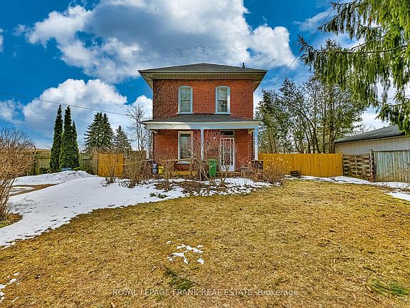 2nd image of 865 Parkhill Rd W