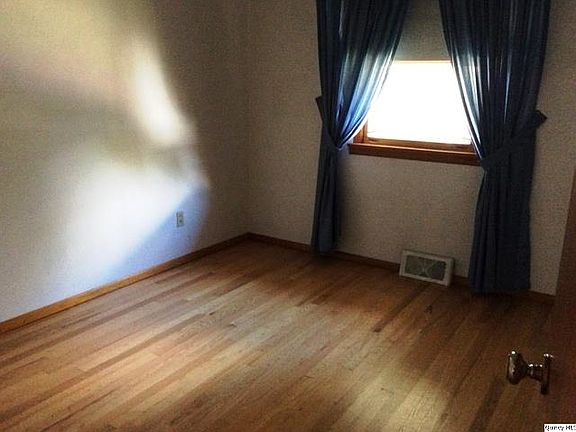 Home for Sale in Quincy, IL $99,500