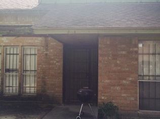 5614 Easthampton Dr, Houston, TX 77039