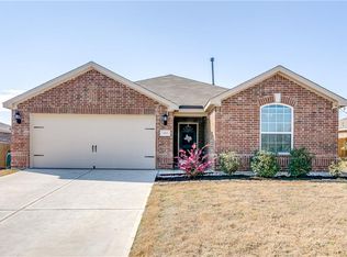 3015 Guadalupe Dr, Forney, TX 75126