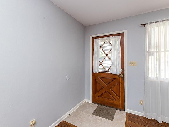 5th image of 4325 Harlow Blvd