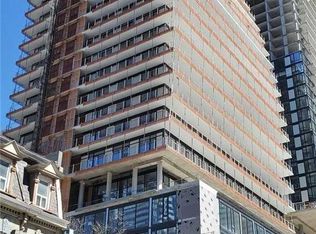 18 Maitland Ter #808, Toronto, ON M4Y1C8