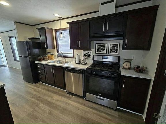 2nd image of 503 Juliet Dr #154