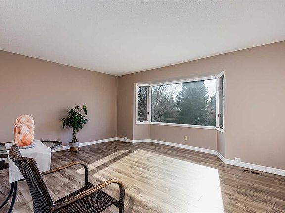 5th image of 248 S Huntcroft Rd NE