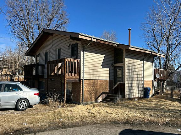 3rd image of 2220-22 Reed Dr