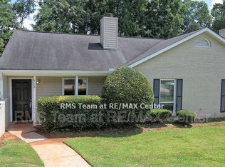 716 Greenvale Rd, Lawrenceville, GA 30043