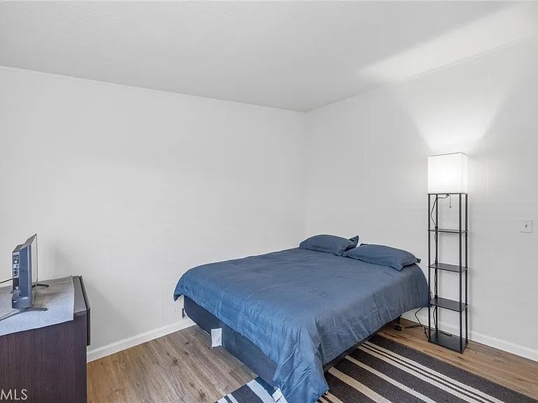 21851 Newland St #104 — Photo 33