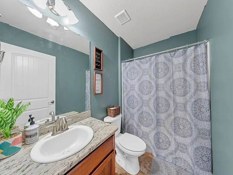 131 Bronze Cir — Photo 25