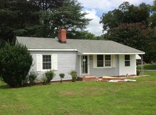 30389 Maple Ave, Sedley, VA 23878