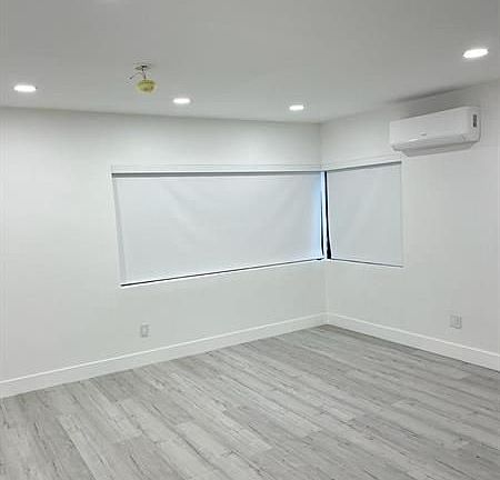 2nd image of 7128 Indian Creek Dr APT 8