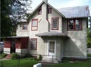 211 7th St, Chickasaw, AL 36611