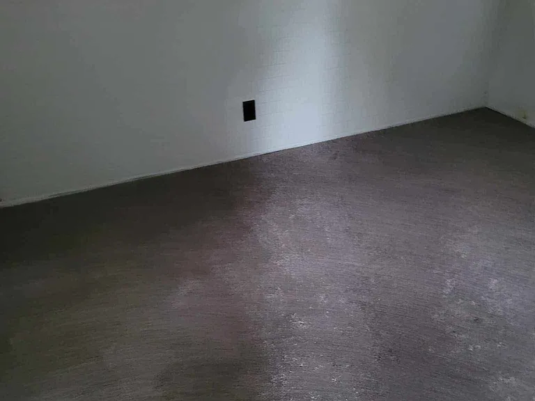 1421 Lee Ave — Photo 12