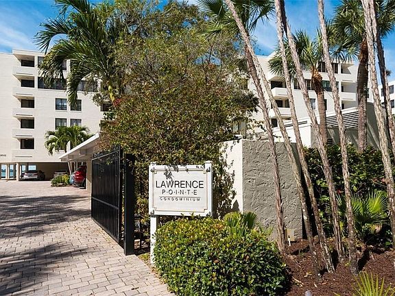 3rd image of 99 Sunset Dr APT 201