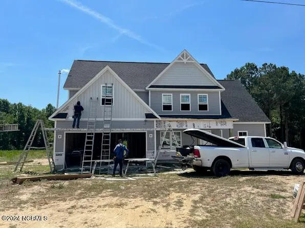 533 Orchard Creek Drive, Richlands, NC 28574