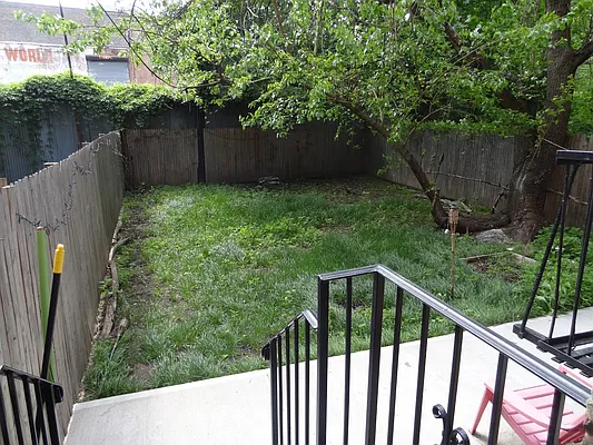 Rented by Miron Realty Group | media 34