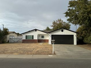 4212 W Monte Vista Ave, Visalia, CA 93277