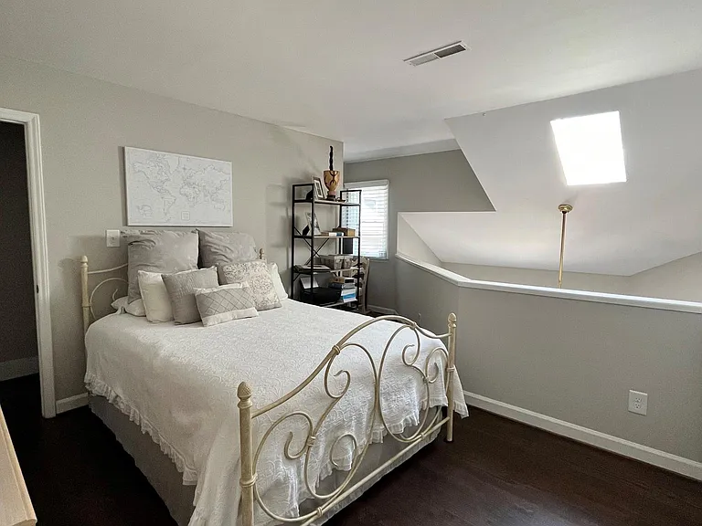 803 Lexington Ave — Photo 21
