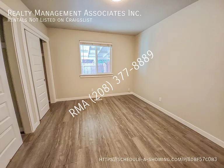 4106 N Tredwell Pl — Photo 8