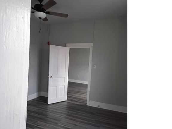 2nd image of 1945 W Hunting Park Ave #1R